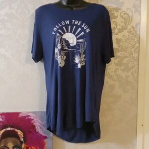 Old navy graphic tee L